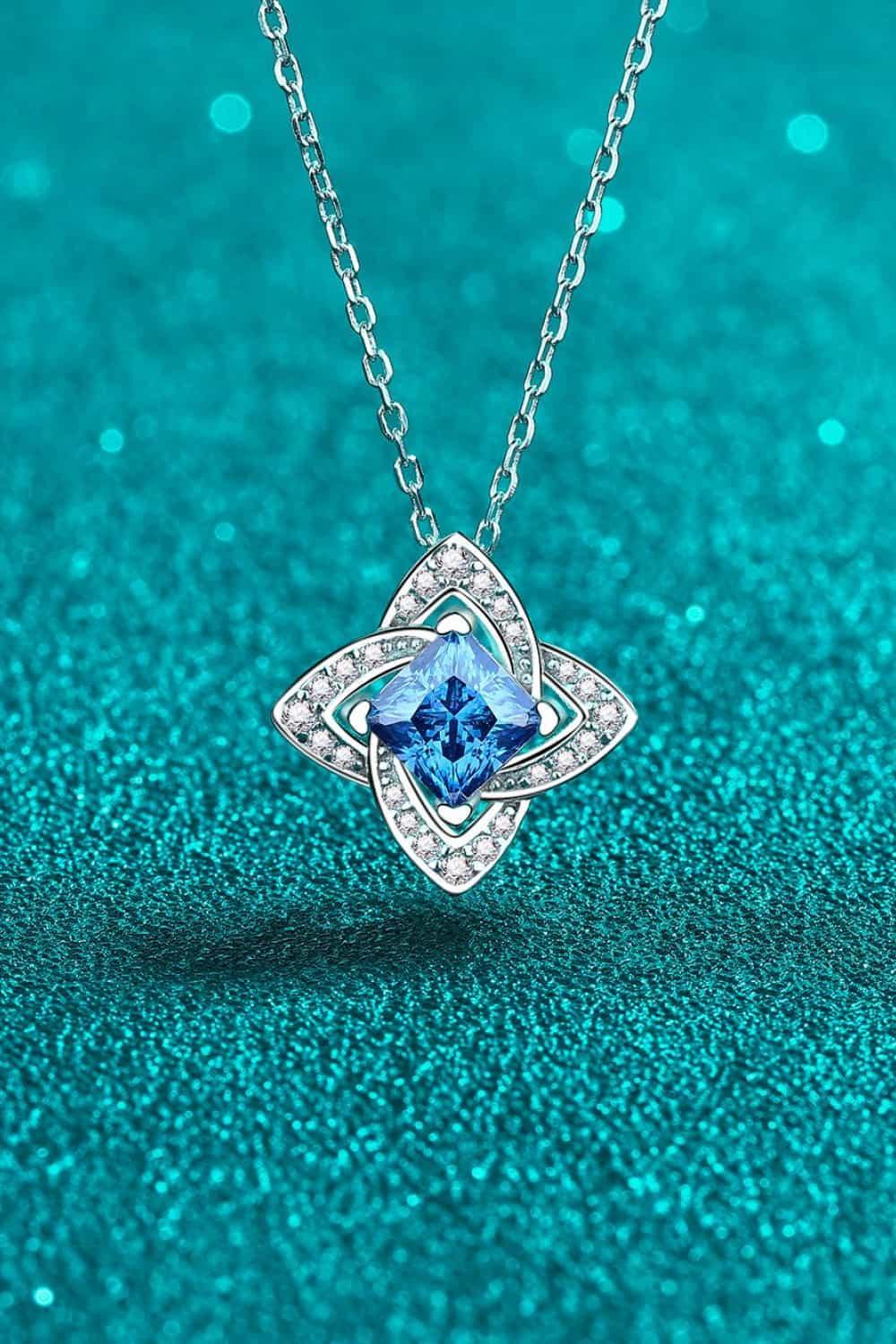 1 Carat Moissanite Floral Pendant Necklace - Admiresty
